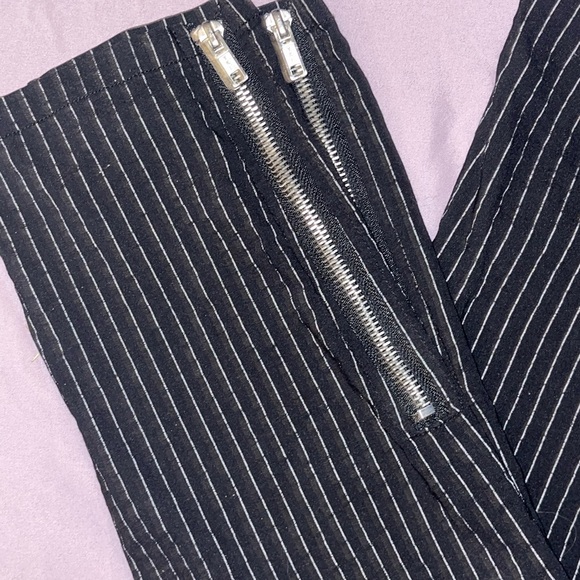 Lip service sz 30 pin stripe bondage pants - Picture 3 of 6